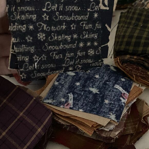 LOT OF VTG 2.5" Quilt Block Squares Patterned & Plaids Cotton Cut Fabric Pieces - Picture 13 of 13